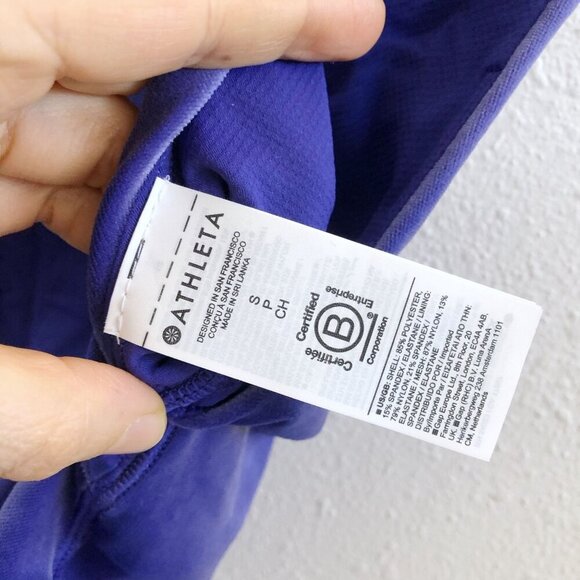 NWT ATHLETA Velvet Cut Out Crop D-DD Small Size - Picture 9 of 11